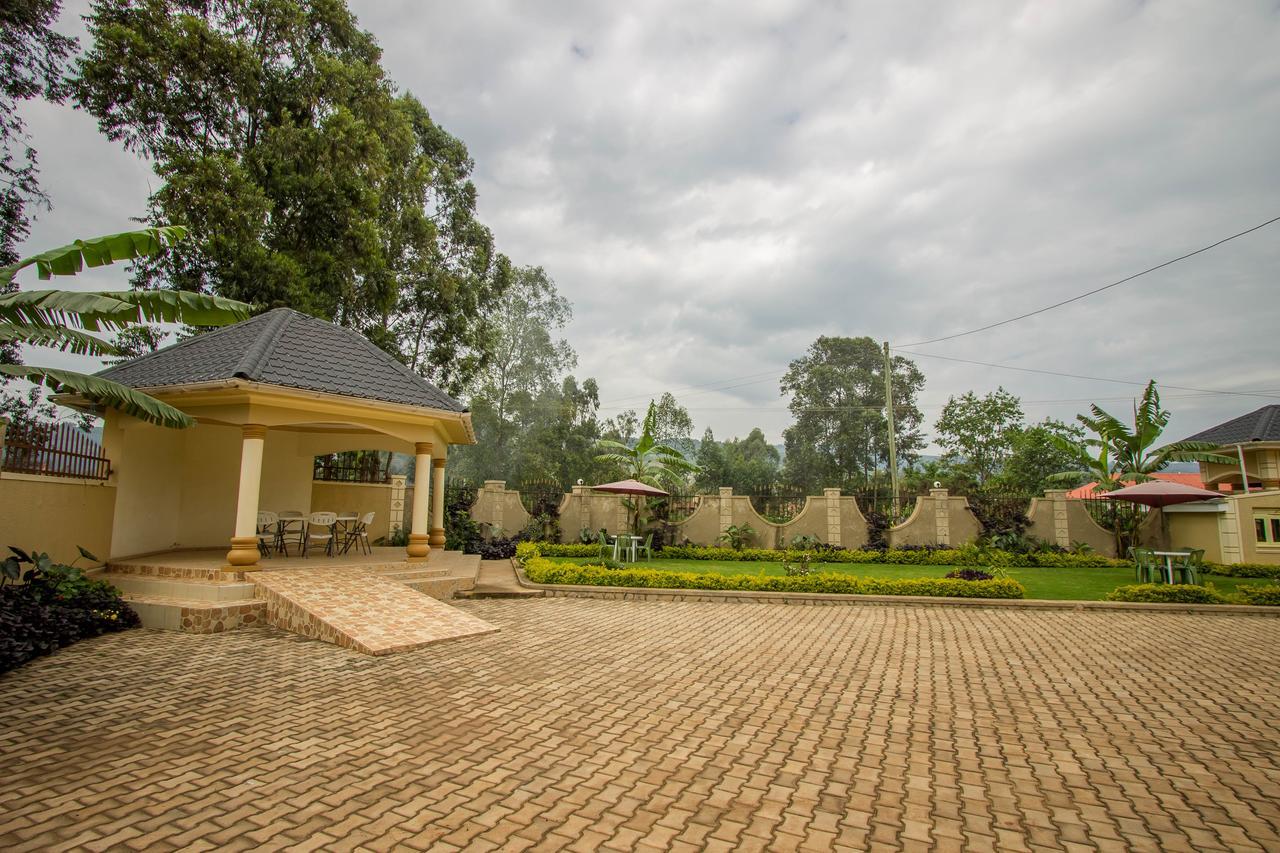 Heras Country Resort Kabale Zewnętrze zdjęcie